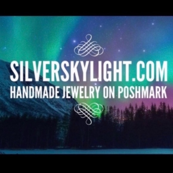 Double layer crecent moon horn silver necklace - Picture 10 of 10